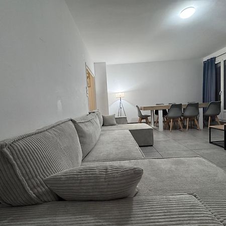 Appartement Le Spacieux - Circuit - Parking - 8 personnes - Rêve au Mans à Le Mans Extérieur photo