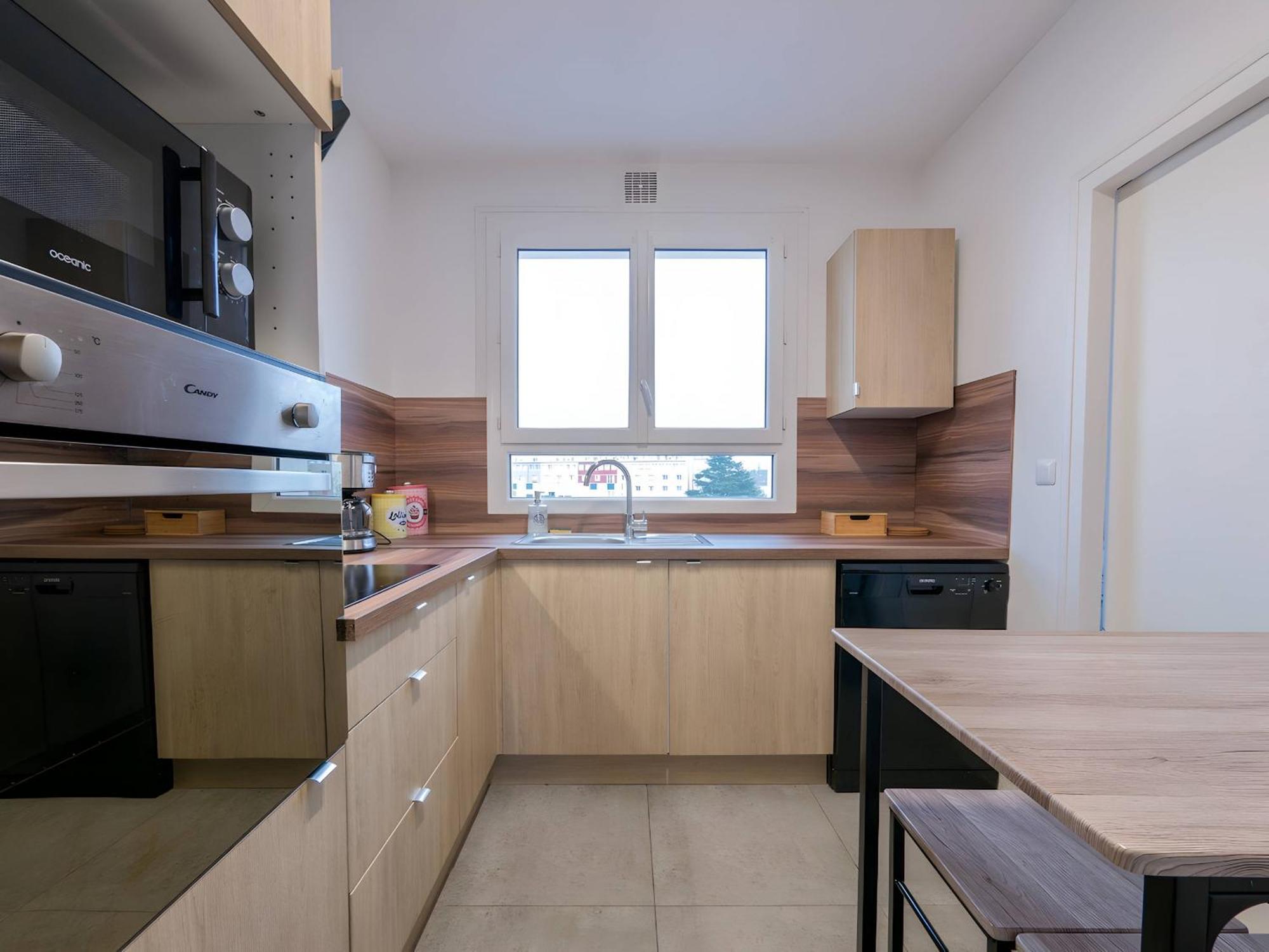 Appartement Le Spacieux - Circuit - Parking - 8 personnes - Rêve au Mans à Le Mans Extérieur photo