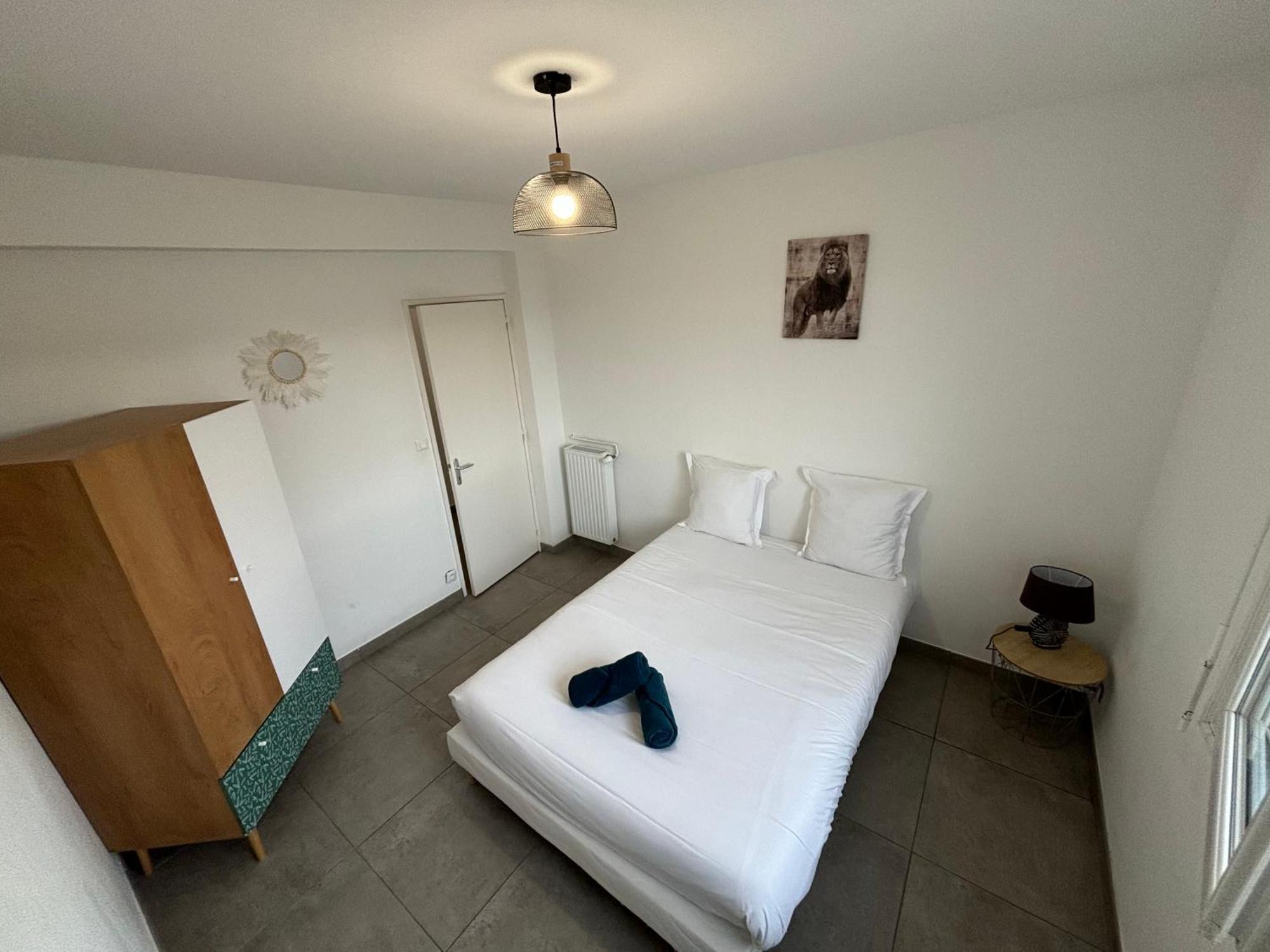 Appartement Le Spacieux - Circuit - Parking - 8 personnes - Rêve au Mans à Le Mans Extérieur photo