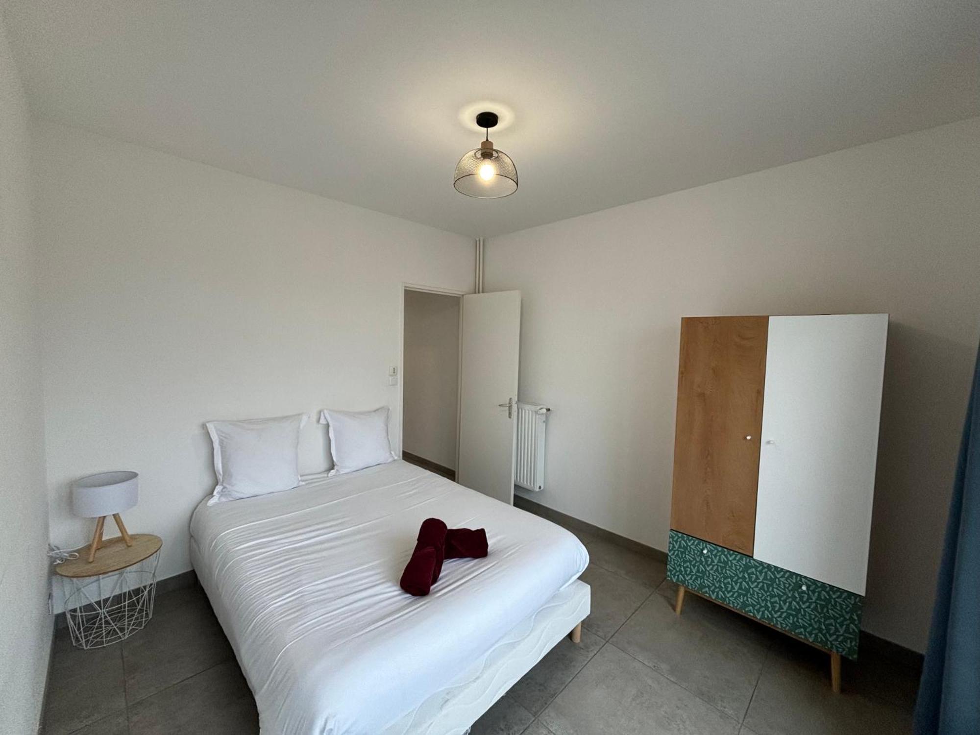 Appartement Le Spacieux - Circuit - Parking - 8 personnes - Rêve au Mans à Le Mans Extérieur photo