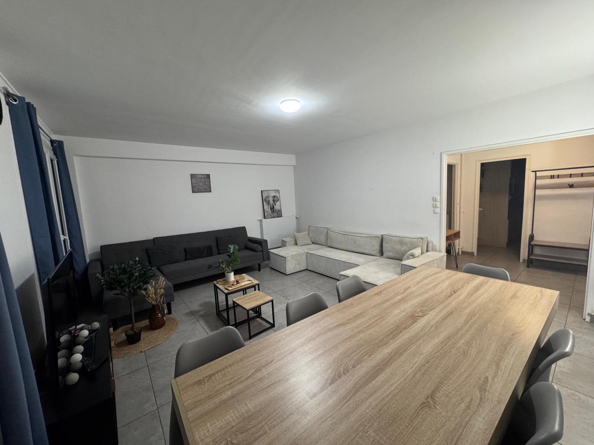 Appartement Le Spacieux - Circuit - Parking - 8 personnes - Rêve au Mans à Le Mans Extérieur photo